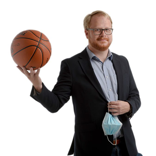 Andy Larsen with basketball